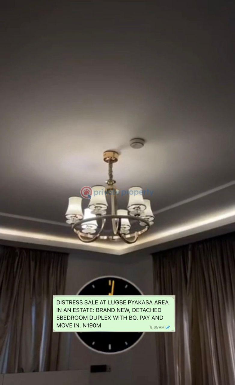 5 bedroom Detached Duplex For Sale Pyakasa, Lugbe, In An Estate: Lugbe Abuja Phase 4  - 7