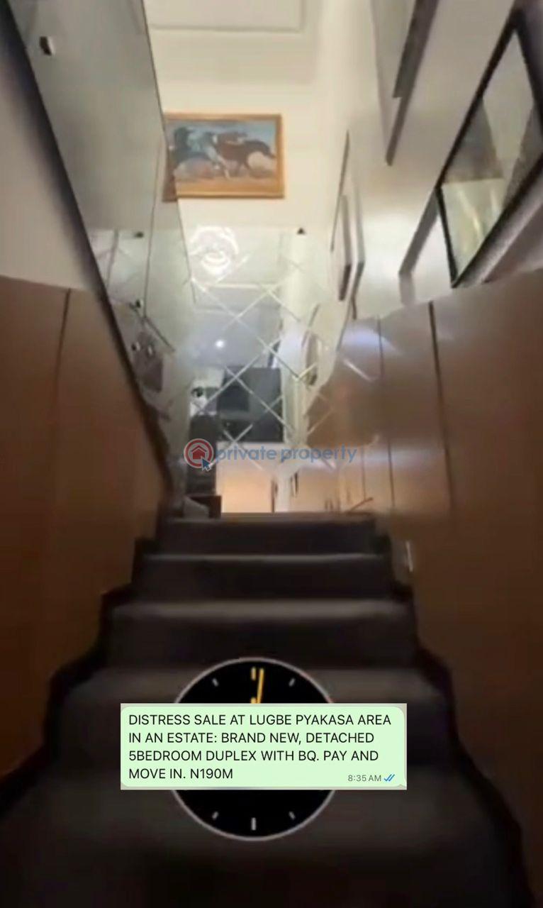 5 bedroom Detached Duplex For Sale Pyakasa, Lugbe, In An Estate: Lugbe Abuja Phase 4  - 2