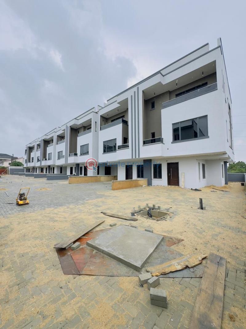 4 bedroom Detached Duplex For Sale Ogudu Gra Phase 1 Ogudu GRA Lagos - 4