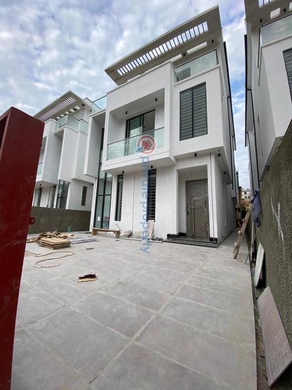 6 bedroom Detached Duplex For Sale Chevron Toll Gate Lekki Lagos Chevron Drive Lekki Lagos - 0