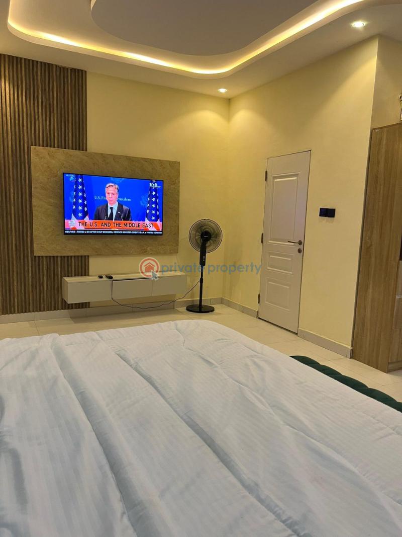 3 bedroom Self Contain Short let Ologolo Lekki Lagos - 5