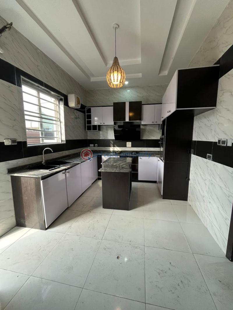 1 bedroom Self Contain For Rent Divine Homes@ Thomas Estate Ajah Lagos - 4