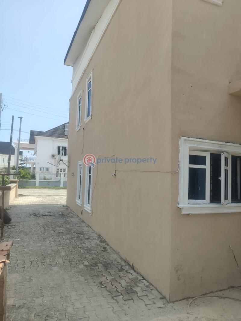 3 bedroom Terraced Duplex For Rent Rose Gardens Estate Ibeju-Lekki Lagos - 4