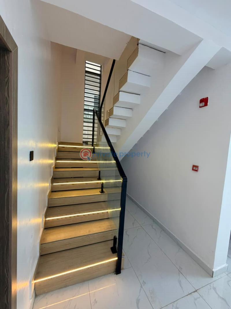 4 bedroom Detached Duplex For Sale Carlton Gate Estates Akobo Ibadan Oyo - 11