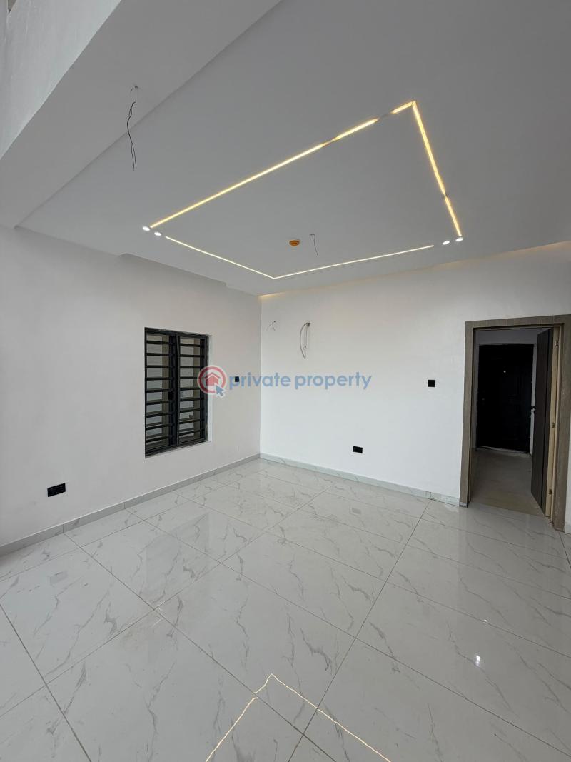 4 bedroom Detached Duplex For Sale Carlton Gate Estates Akobo Ibadan Oyo - 3