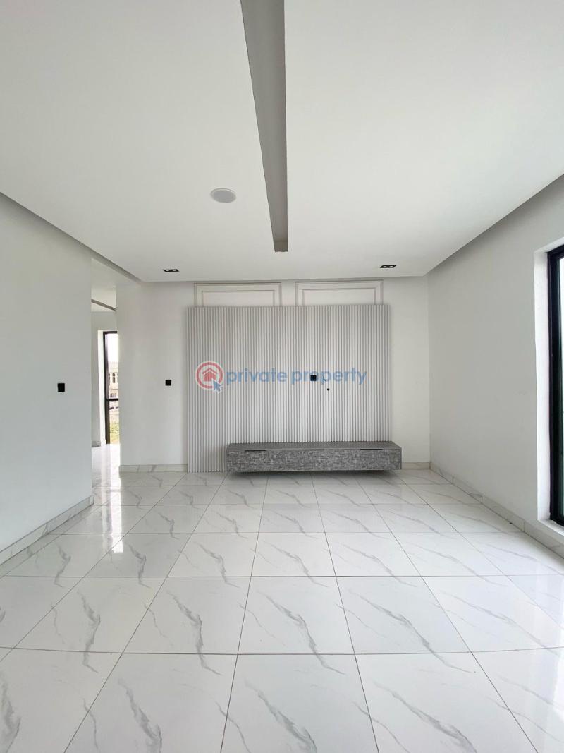 Duplex with swimming pool & cinema*  🔑🔑 5bedrooms fully-detached duplex with bq for sale!! - 11 5 bedroom Detached Duplex For Sale 2nd Toll Gate Lekki Lagos - 11