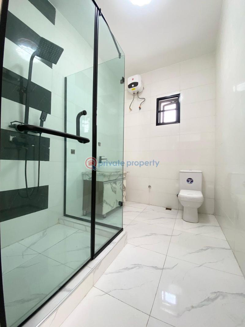 Duplex with swimming pool & cinema*  🔑🔑 5bedrooms fully-detached duplex with bq for sale!! - 17 5 bedroom Detached Duplex For Sale 2nd Toll Gate Lekki Lagos - 17