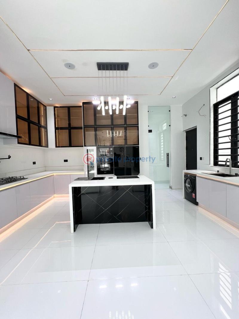 Duplex with swimming pool & gym*   5bedrooms fully-detached duplex with bq for sale!! - 14 5 bedroom Detached Duplex For Sale Chevron Lekki Lekki Lagos - 14