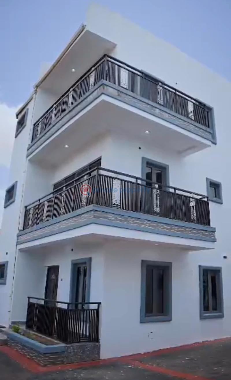 Block Of Flats For Sale Ekenwan Road Sales Benin Edo - 1