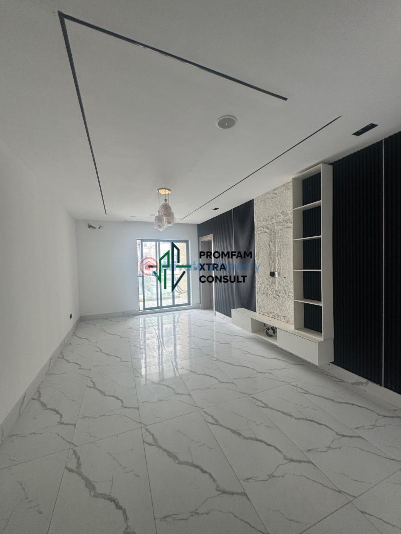2 bedroom Block Of Flats For Sale Freedom Way Lekki Phase 1 Lagos - 3