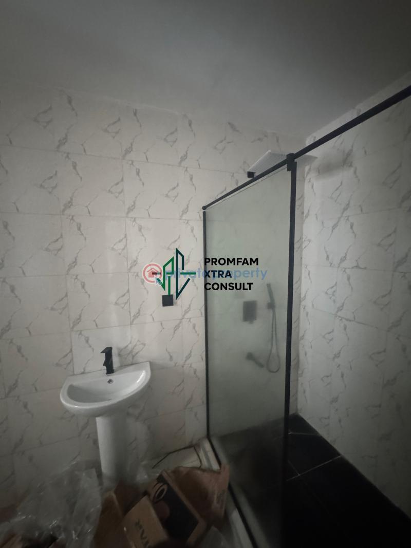 2 bedroom Block Of Flats For Sale Freedom Way Lekki Phase 1 Lagos - 6
