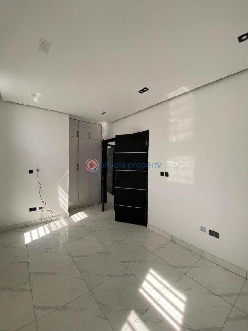 2 bedroom Flat & Apartment For Sale Ologolo Lekki Lagos - 2
