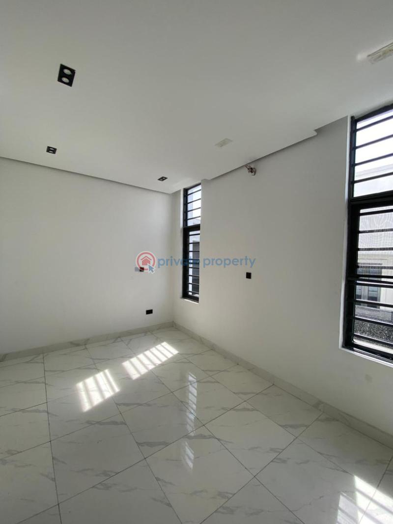 2 bedroom Flat & Apartment For Sale Ologolo Lekki Lagos - 3