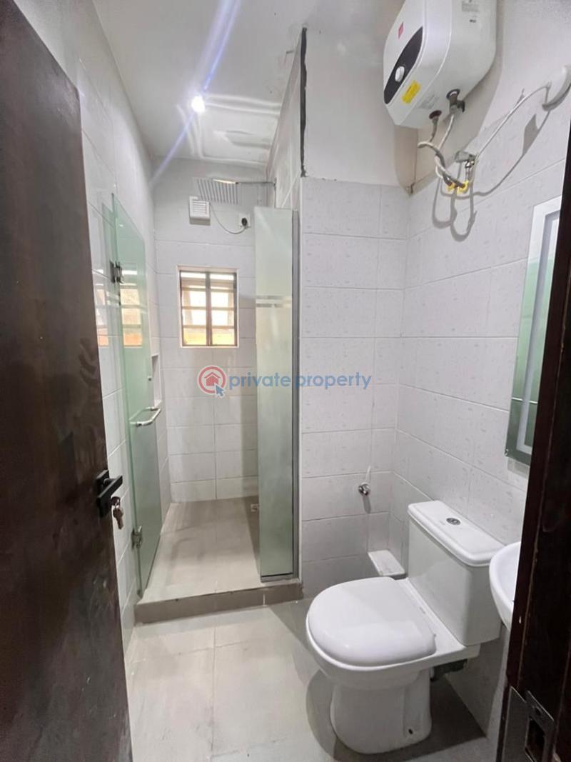 2 bedroom Flat & Apartment For Sale Freedom Way Lekki Phase 1 Lagos - 6