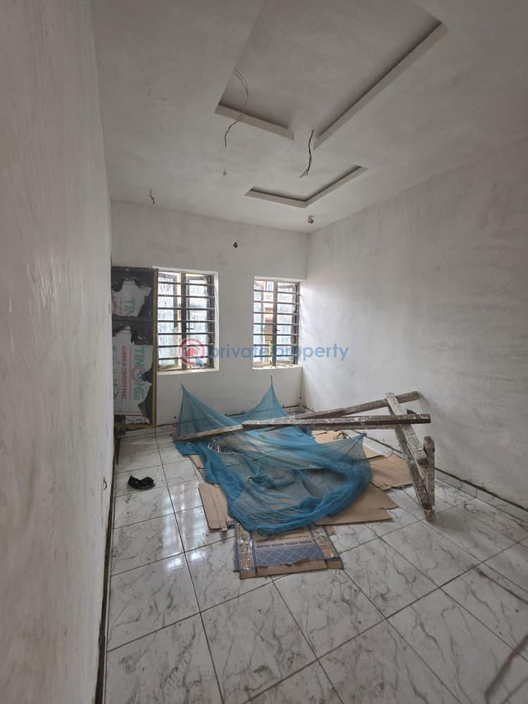 2 bedroom Flat & Apartment For Sale Ogudu Road Ogudu Lagos - 4