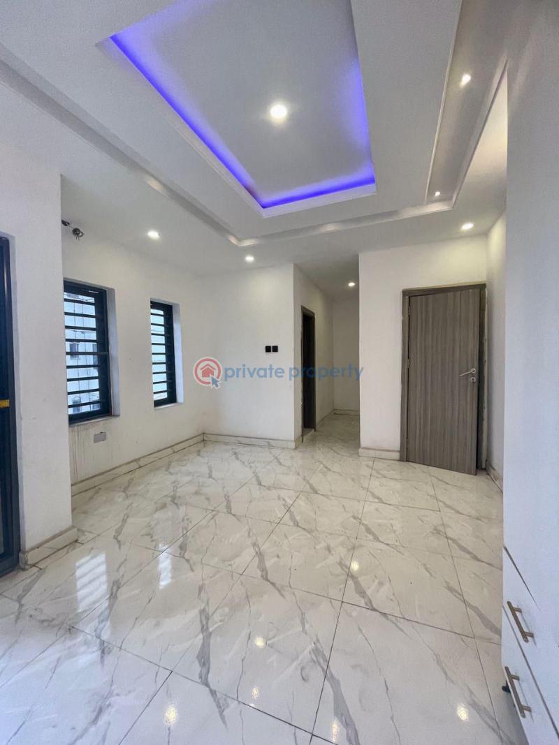 Elegant 3 bedroom terrace duplex plus garage & a room bq - 4 3 bedroom Terrace For Sale Yaba Lagos - 4