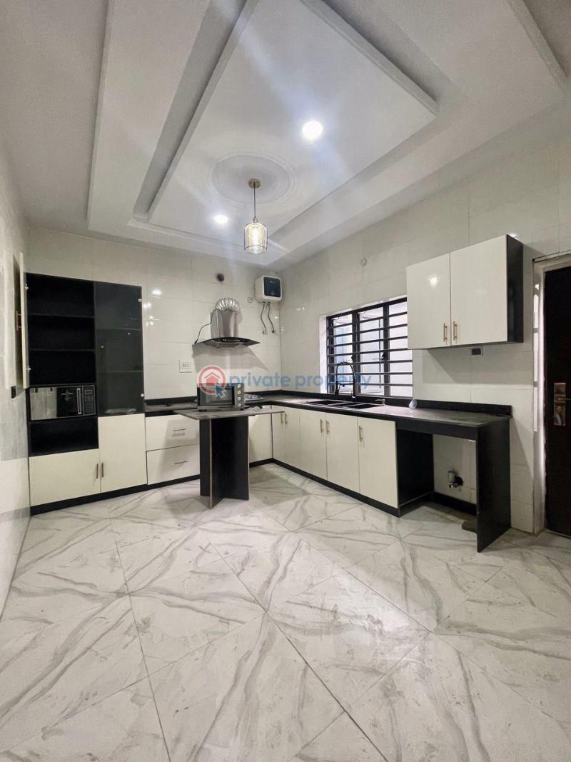 Elegant 3 bedroom terrace duplex plus garage & a room bq - 3 3 bedroom Terrace For Sale Yaba Lagos - 3