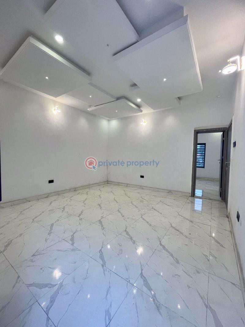 Elegant 3 bedroom terrace duplex plus garage & a room bq - 9 3 bedroom Terrace For Sale Yaba Lagos - 9