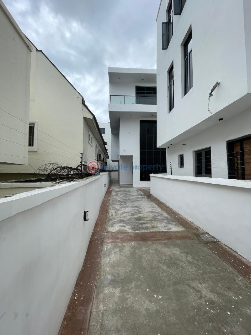 4 bedroom Detached Duplex For Sale Ikate Elegushi Lekki Lagos - 1