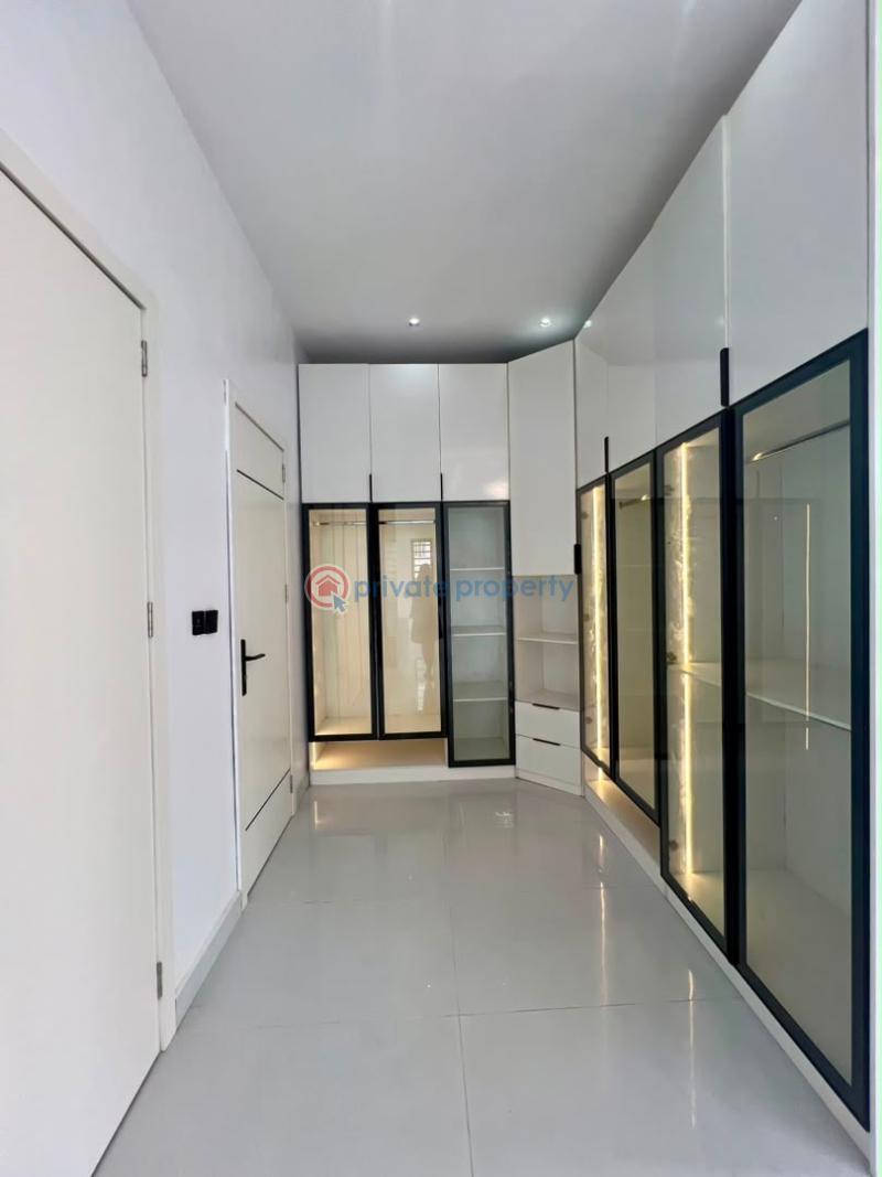 4 bedroom Detached Duplex For Sale Sangotedo Lagos - 5