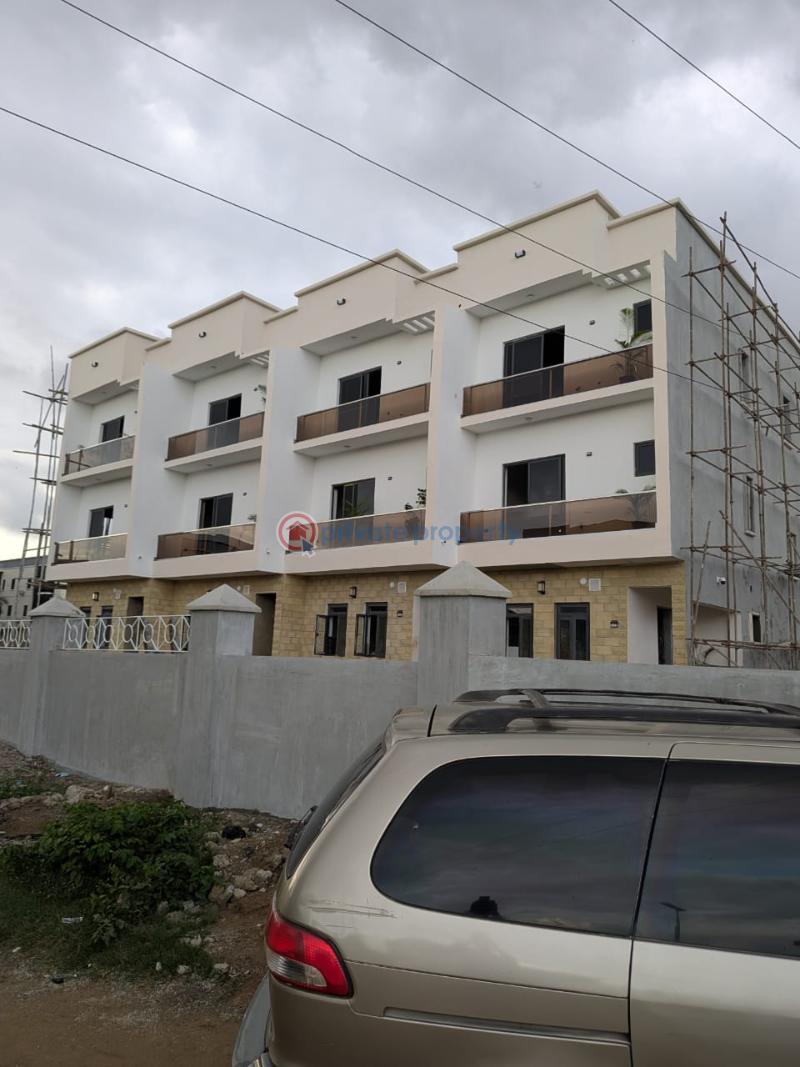 4 bedroom Terraced Duplex For Sale Jahi Abuja Phase 2  - 1