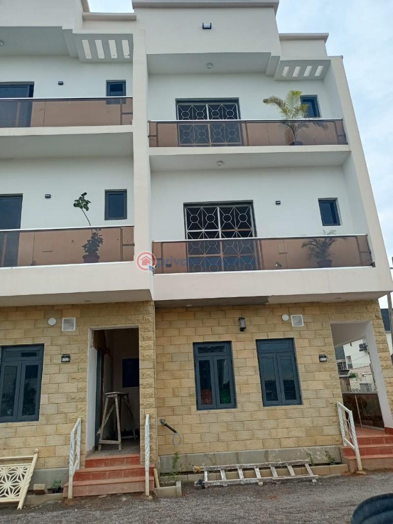 4 bedroom Terraced Duplex For Sale Jahi Abuja Phase 2  - 5
