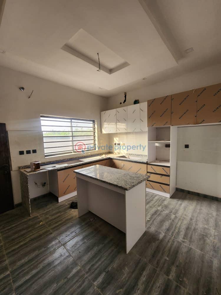 4 bedroom Detached Duplex For Sale Orchid Road Chevron Drive Lekki Lagos - 3