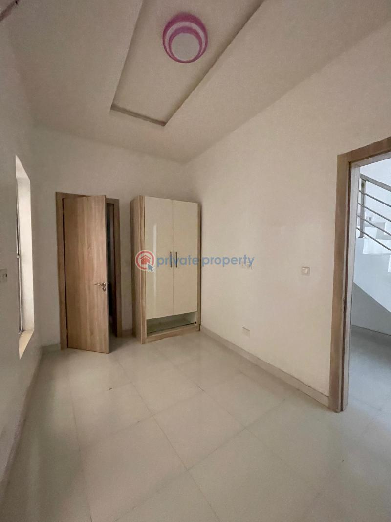 4 bedroom Semi detached Duplex For Sale Ikota Lekki Lagos - 6