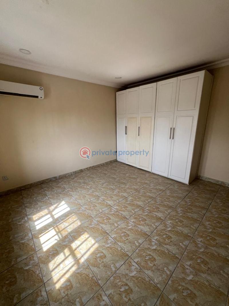 4 bedroom Terraced Duplex For Sale Chevron, Lekki Chevron Drive Lekki Lagos - 5