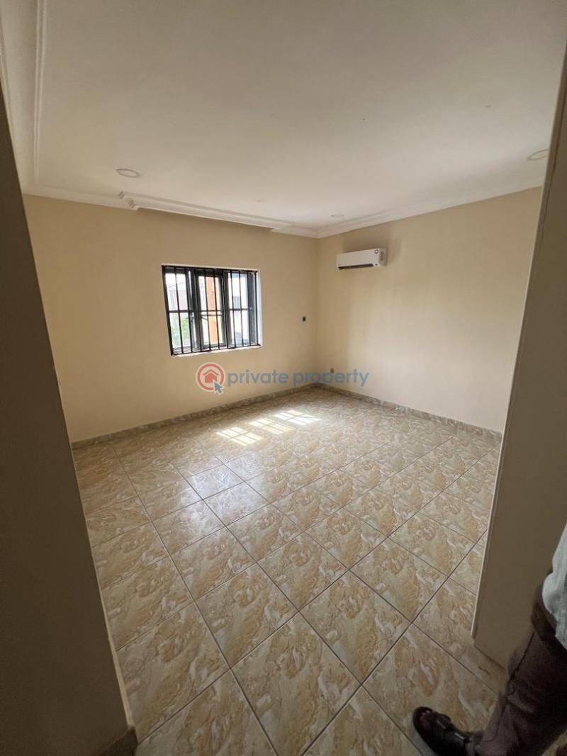 4 bedroom Terraced Duplex For Sale Chevron, Lekki Chevron Drive Lekki Lagos - 9