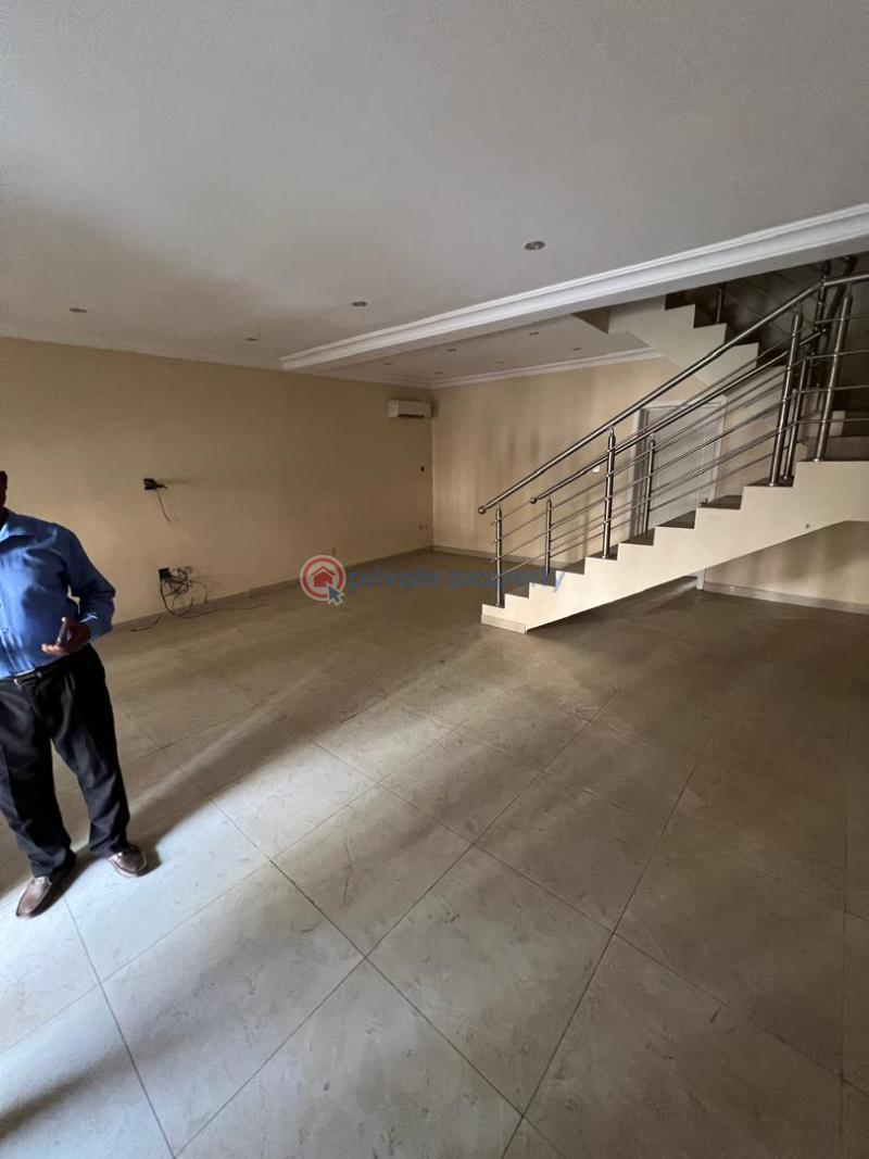4 bedroom Terraced Duplex For Sale Chevron, Lekki Chevron Drive Lekki Lagos - 8