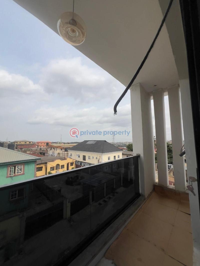 4 bedroom Detached Duplex For Sale Magodo Gra Phase 1 Ojodu Lagos - 9
