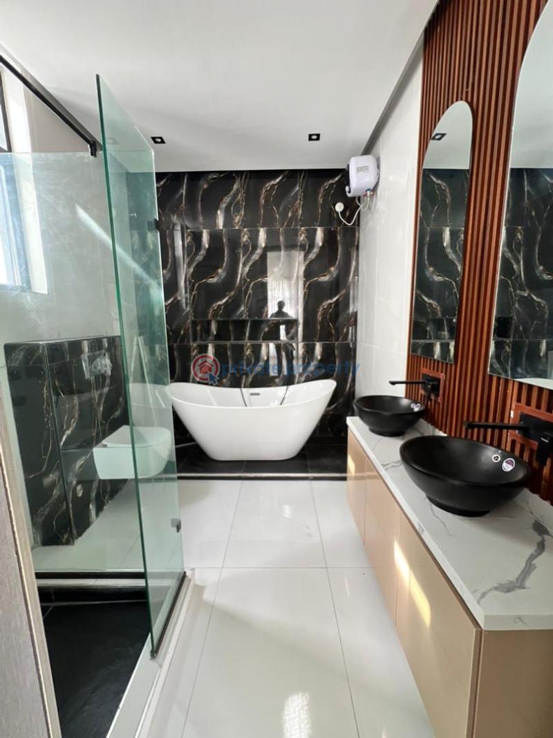 5 bedroom Detached Duplex For Sale Chevron Drive Lekki Lagos - 8