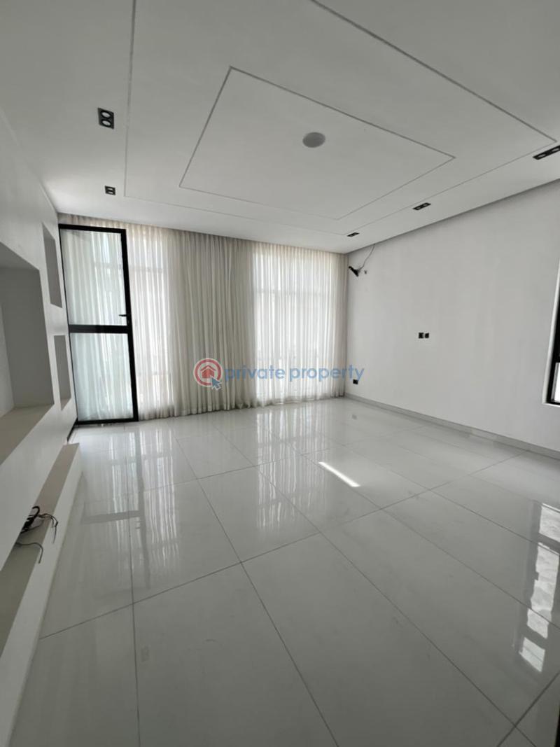 5 bedroom Detached Duplex For Sale Chevron Drive Lekki Lagos - 4