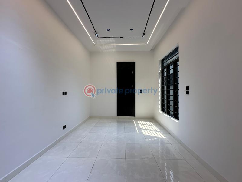 5 bedroom Detached Duplex For Sale Chevron Lekki Lagos - 22
