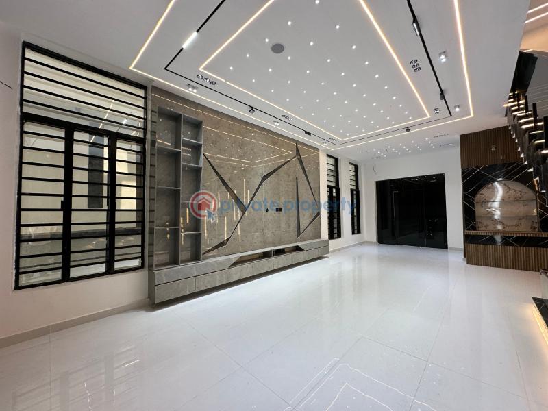 5 bedroom Detached Duplex For Sale Chevron Lekki Lagos - 1