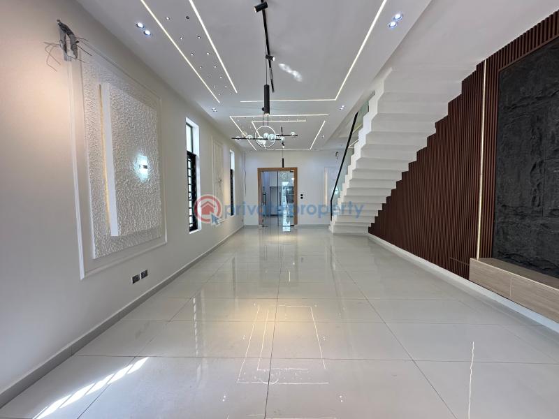 5 bedroom Detached Duplex For Sale Chevron Tollgate Lekki Lagos - 2