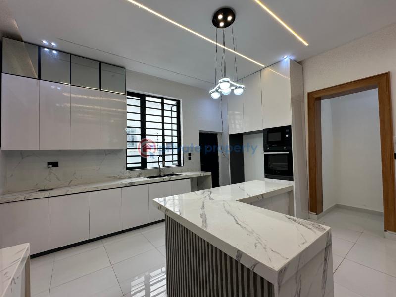 5 bedroom Detached Duplex For Sale Chevron Tollgate Lekki Lagos - 11