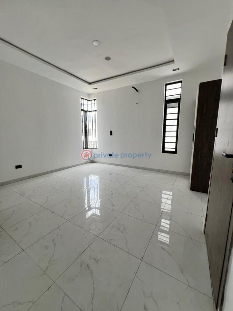 5 bedroom Detached Duplex For Sale Chevron Drive Lekki Lagos - 3