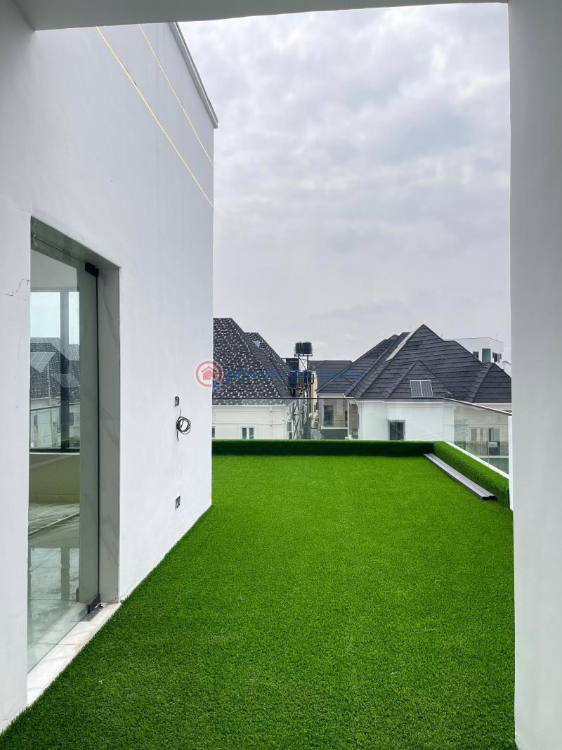 Elegant 5 bedroom detached on two floors with a rooftop terrace - 14 5 bedroom Detached Duplex For Sale Ologolo Lekki Lagos - 14