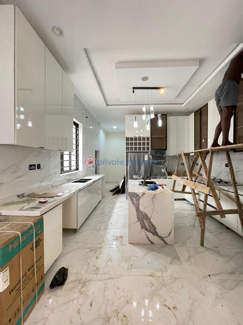 Elegant 5 bedroom detached on two floors with a rooftop terrace - 5 5 bedroom Detached Duplex For Sale Ologolo Lekki Lagos - 5