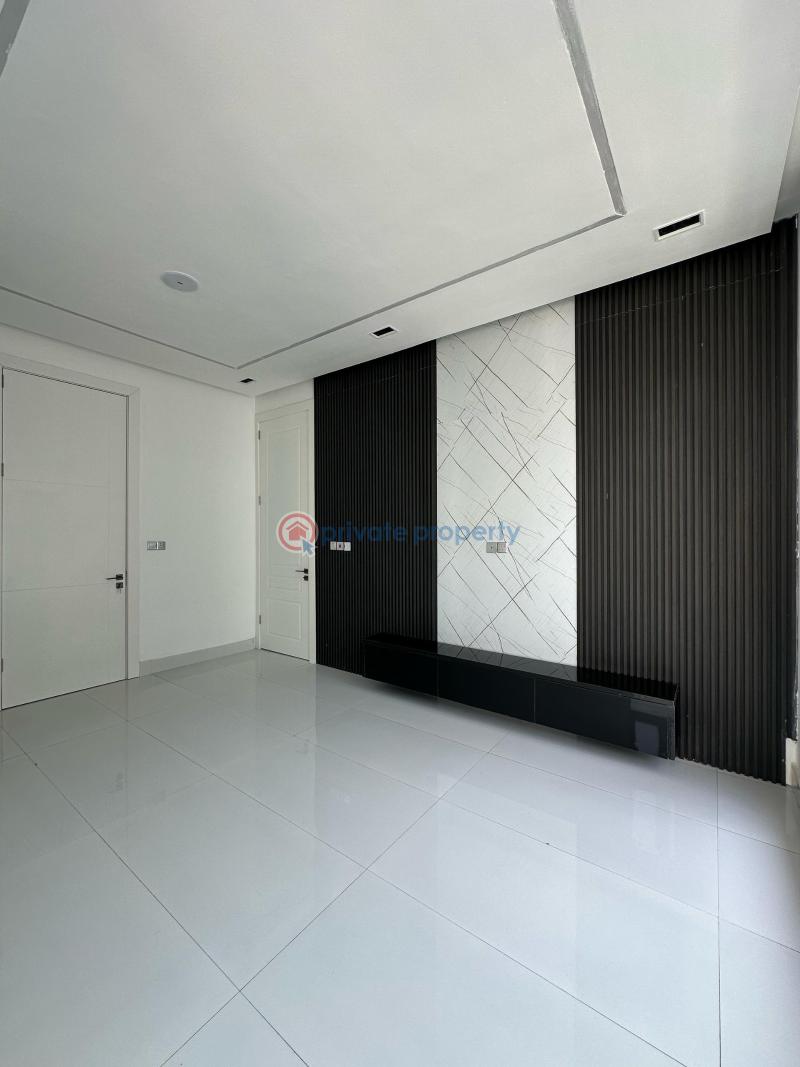 5 bedroom Semi detached Duplex For Sale Osapa Lekki Lagos - 12