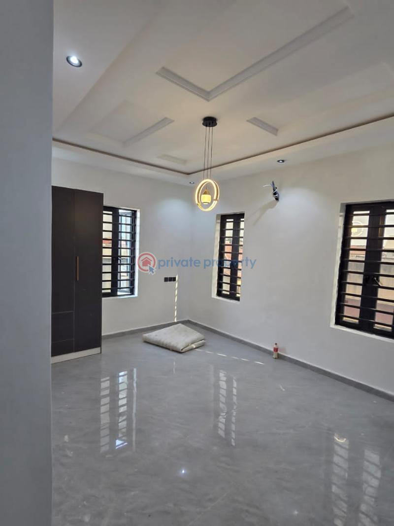 5 bedroom Flat & Apartment For Sale Ajao Estate, Airport Road Ikeja Lagos - 15
