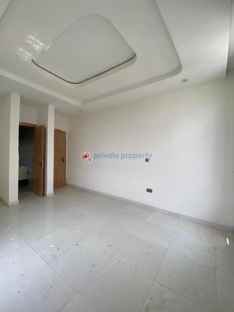 6 bedroom Detached Duplex For Sale Ikota Lekki Lagos - 3