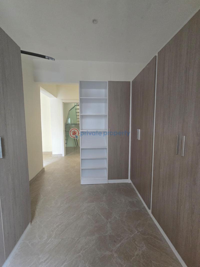 5 bedroom Semi detached Duplex For Sale Banana Island Ikoyi Lagos - 9