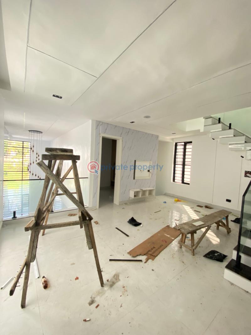 5 bedroom Detached Duplex For Sale 2nd Toll Gate Lekki Lagos Lekki Expressway Lagos - 1