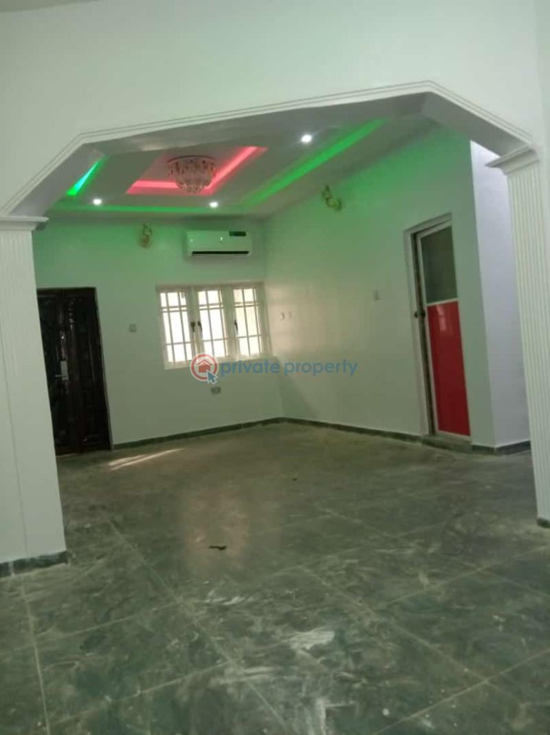 For rent 2 bedroom Block Of Flats Ire Akari Estate Akala Express