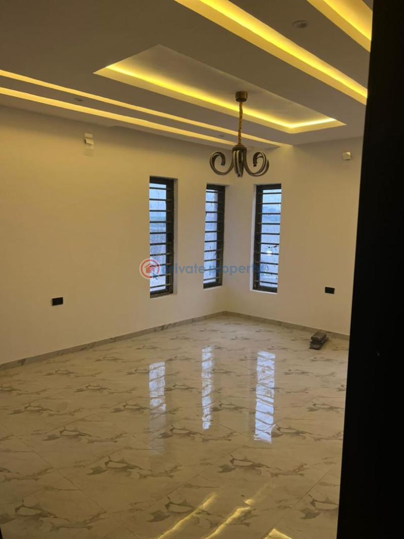 House For Sale Chief Lateef Oyelade Gra, Oluyole Industrial Estate, Ibad Ibadan Oyo - 14
