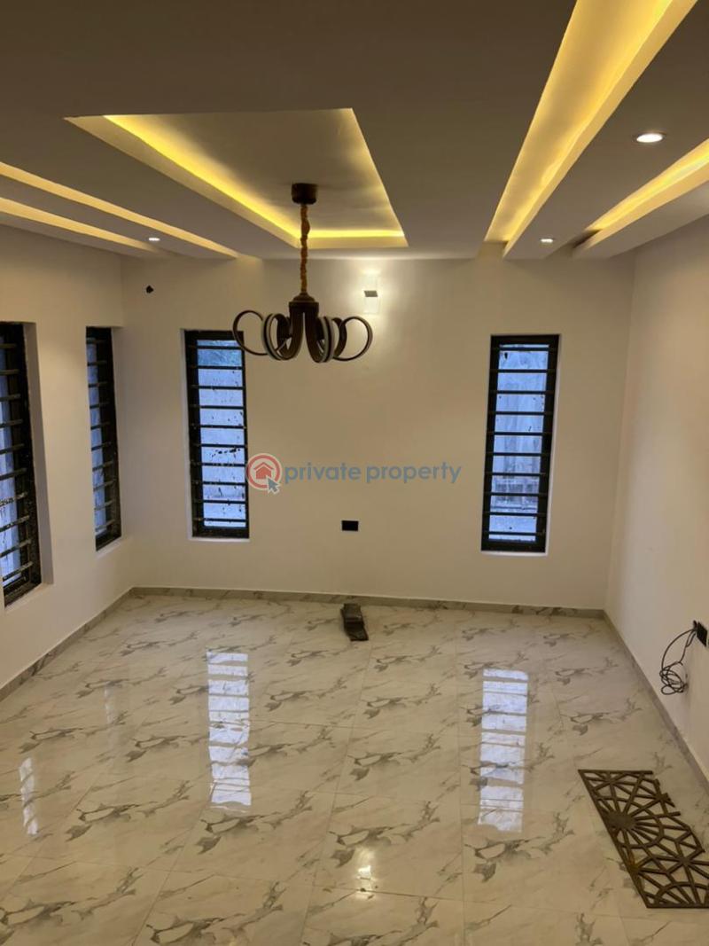 House For Sale Chief Lateef Oyelade Gra, Oluyole Industrial Estate, Ibad Ibadan Oyo - 6