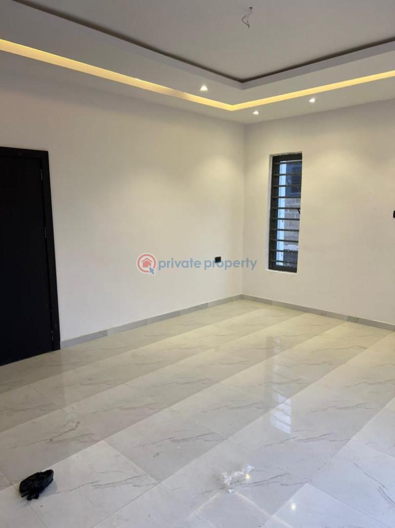 House For Sale Chief Lateef Oyelade Gra, Oluyole Industrial Estate, Ibad Ibadan Oyo - 8